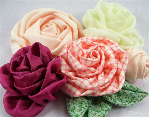 Roses on the Bias Fabric Flower PDF Tutorial