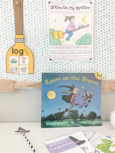 5 Literacy Building Ideas for Room on the Broom Activities