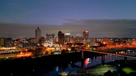 Skyline of Memphis in Tennessee by Night - MEMPHIS, UNITED STATES ...