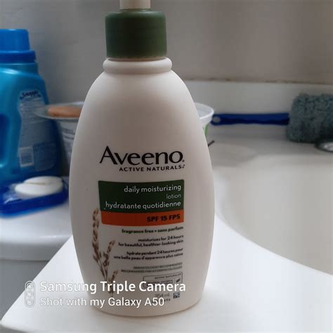 Aveeno Active Naturals Daily Moisturizing Body Lotion SPF 15 reviews in Body Lotions & Creams ...