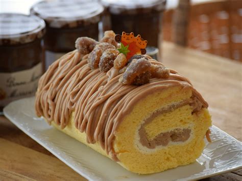 Chestnut Roll Cake | Tokyo Desserts