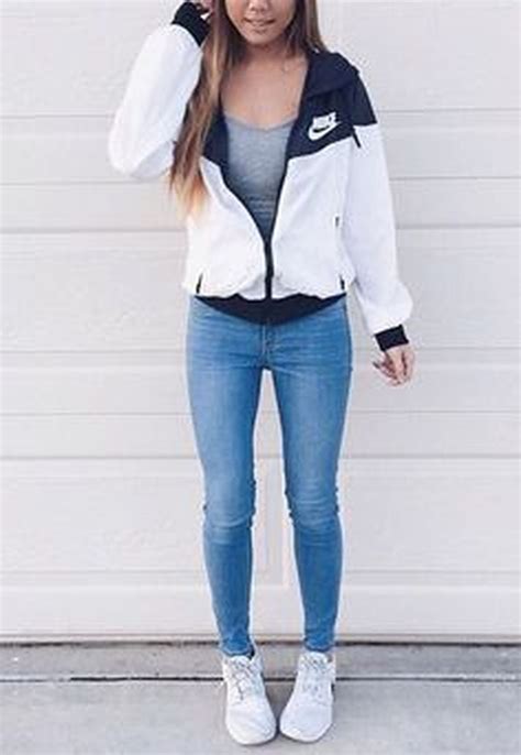 44 Classy Winter Outfits Ideas For School