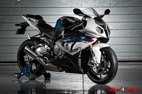 BMW S1000RR Reviewed – A BMW Sportbike - Bikes4Sale