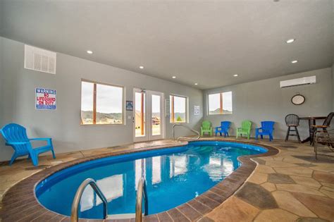 Swimming Pool Cabin with View in Pigeon Forge Area UPDATED 2019 ...