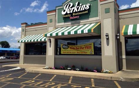 Perkins Restaurant & Bakery - Hayward, WI 54843 - Menu, Reviews, Hours & Contact