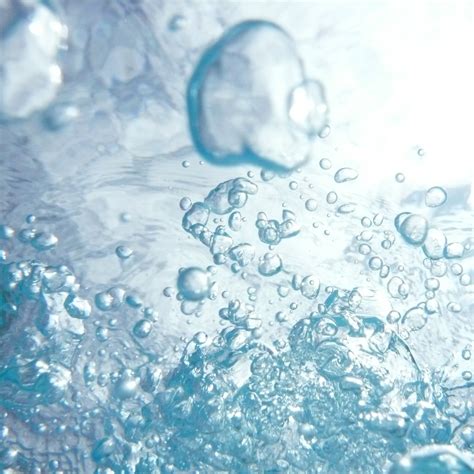 Water Bubbles iPad Wallpaper