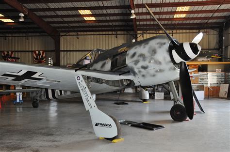 Flyable Focke-Wulf-190 at Chino, CA. Photography by David E. Nelson | Vintage aircraft, Air show ...