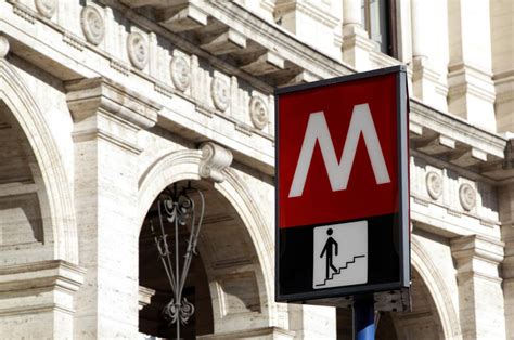 Rome Metro Tickets: How Much Do They Cost? Pass and Discounts