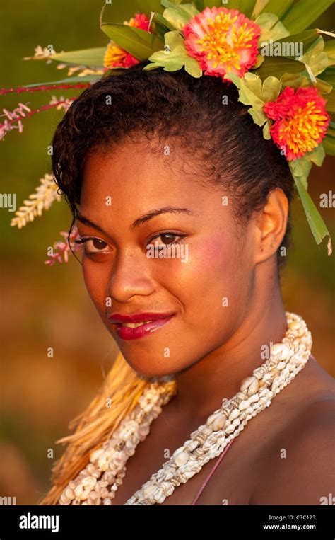 Fijian melanesian women fiji hi-res stock photography and images - Alamy