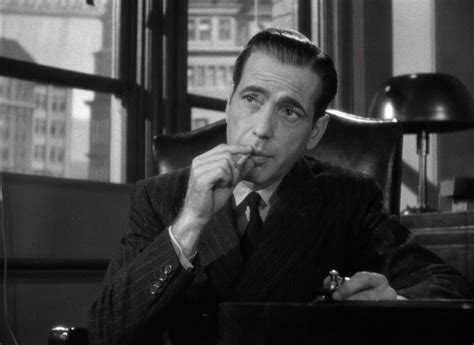 Humphrey Bogart in The Maltese Falcon (1941) | Best film noir, Noir movie, Film noir