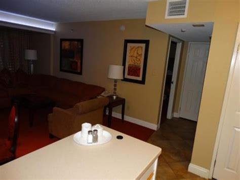 Jockey Club Suites Hotel (Las Vegas (NV)) - Deals, Photos & Reviews