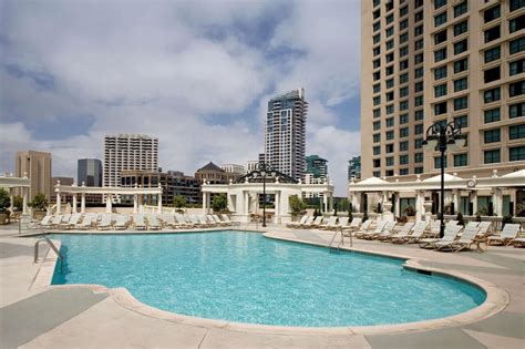 11 Pet-Friendly San Diego Hotels Where Your Dog Stays, Stress-Free