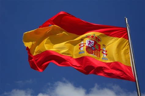 Alle ins & outs over de Spaanse vlag - ESPANJE! | Reis- en ...