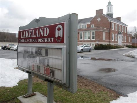 Tax Watch: Lakeland trustee's illegal $16K pay