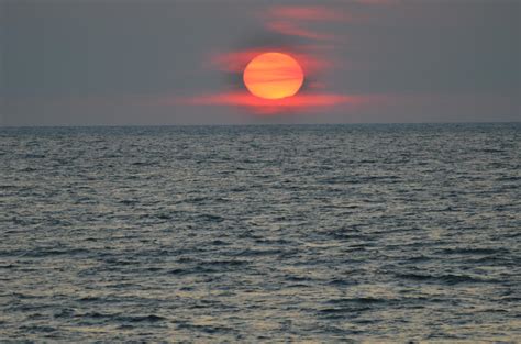 Sunset over lake Michigan by natureandthings on DeviantArt