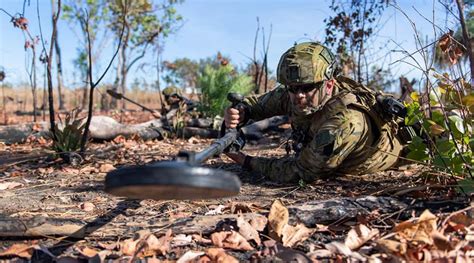 Sappers vie of commander's challenge at Robertson - CONTACT magazine