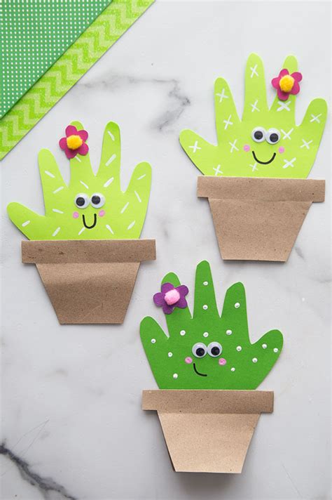 50 Easy Crafts for Kids - DIY Kids' Art Project Ideas