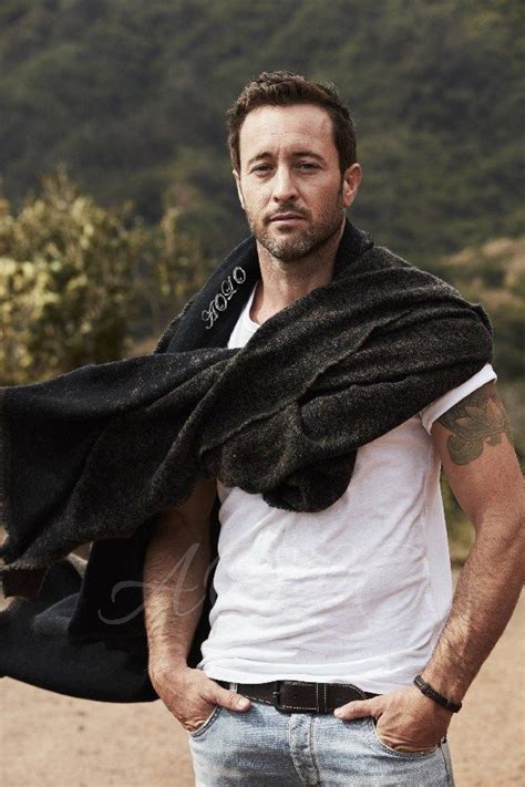 #AlexO'loughlin aka #SteveMcGarrett ♥ #photoshoot Black Actors, Actors ...