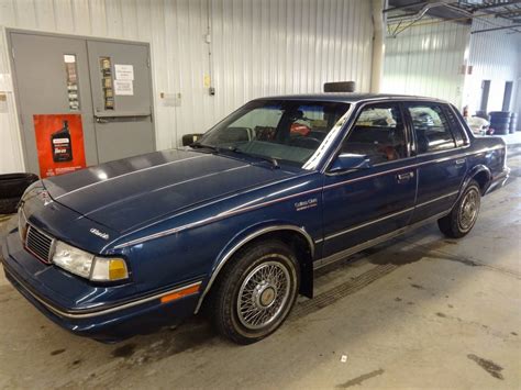 Used 1988 Oldsmobile Cutlass Ciera Brougham in Thetford Mines - Used ...