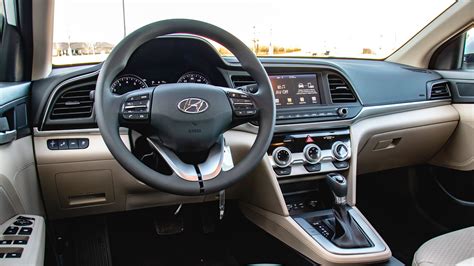 2019 Hyundai Elantra Review