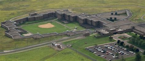 Inmate charged in assault on Oak Park Heights prison sergeant