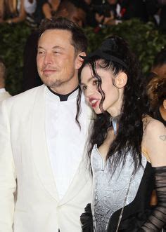 Grimes and Elon Musk at Met Gala 2018 | Claire Boucher | Elon musk, Claire boucher, Claire