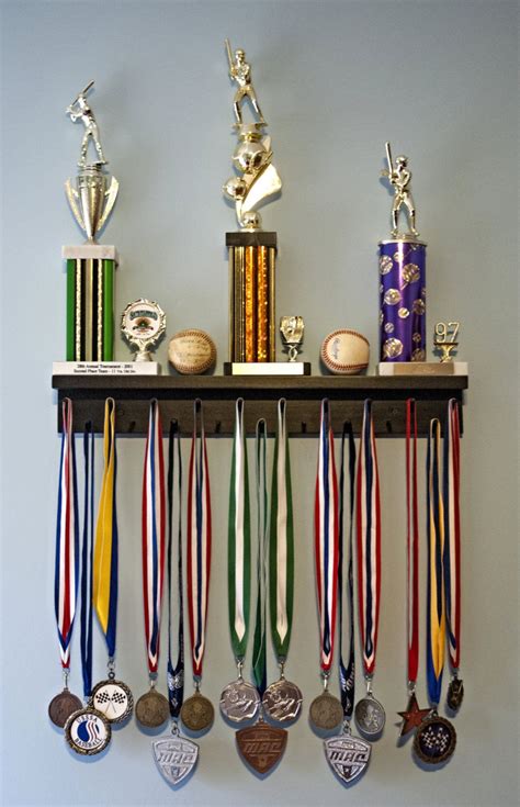 Medal Awards Rack 24 Sports Medal Display Hanger Display for Lanyard ...