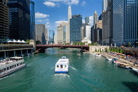 Chicago Boat Tours: Find the Best Lake and River Cruises | Choose Chicago