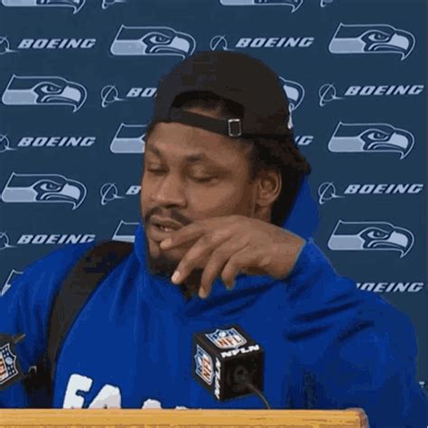 Marshawn Lynch Seahawks GIF - Marshawn Lynch Seahawks Lose - Discover & Share GIFs