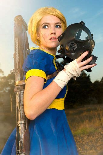 Fallout 4 dress and ghoul makeup | Cosplay Amino