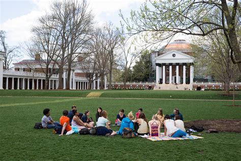 University of Virginia Board to Set Tuition for 2014-15 | UVA Today