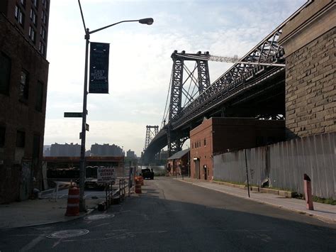 Williamsburg Bridge - I'm Just Walkin'