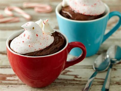 Peppermint Hot Chocolate Mug Cake | Holiday PEEPS® Recipes