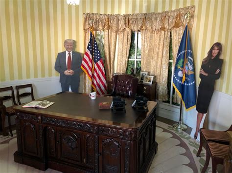 Zoom Background Oval Office Desk