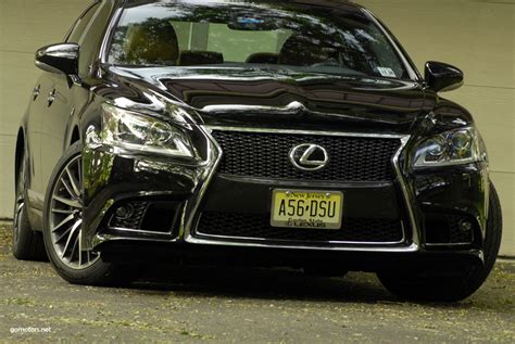 Lexus LS 460 F Sport AWD Reviews - Lexus LS 460 F Sport AWD Car Reviews