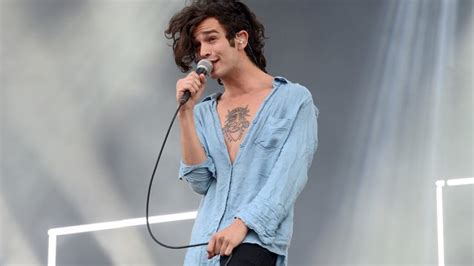 The 1975's Matt Healy Does NOT Hold Back On One Direction... OUCH ...