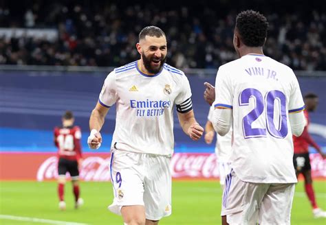 Karim Benzema And Vinícius Júnior Extend Real Madrid's La Liga Lead