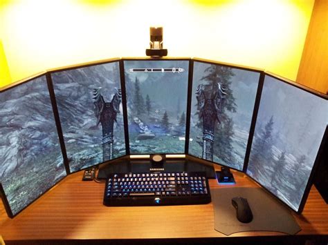 Best Vertical Monitor for Streaming - Top 7 Choices and Reviews