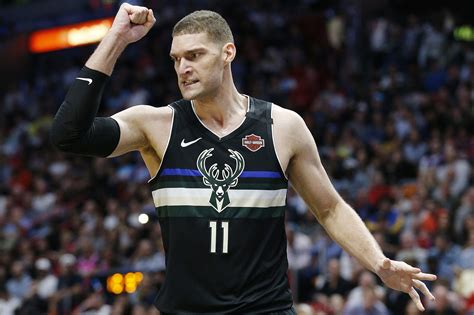 Milwaukee Bucks: Revisiting Brook Lopez's 2019-20 season so far - Page 2