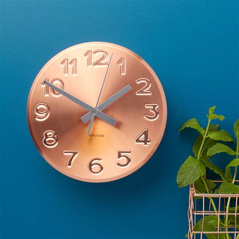 Metallic interior inspiration: copper accents | Copper home accessories, Wall clock ...