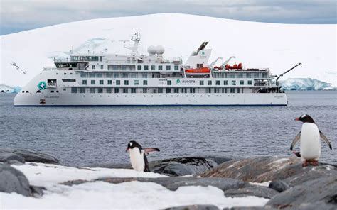 Antarctic Cruise Ships - Research & Book Cruise Ships to Antarctica