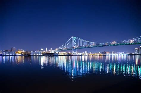 The Benjamin Franklin Bridge at Night by Bill Cannon | Benjamin franklin, Franklin, Night