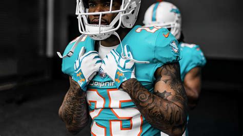 Miami Dolphins new uniforms revealed