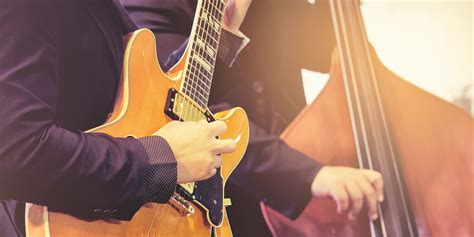 Tips For Your Jazz Band Guitarist - Nottelmann Music Company