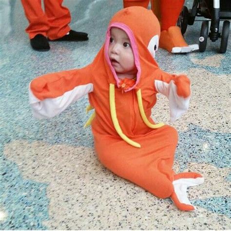 Cutest magikarp cosplay ever! | Magikarp, Cosplay, Anime expo