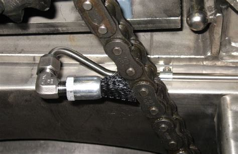 Chain lubrication tips and methods - MRO MagazineMRO Magazine