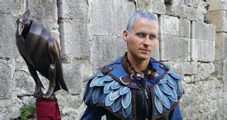 Un incroyable cosplay de l'Archimage Khadgar - World of Warcraft - Mamytwink.com