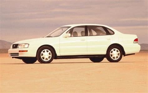 1995 Toyota Avalon Review & Ratings | Edmunds