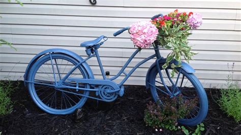 DIY Bike Planter Garden Craft | FaveCrafts.com