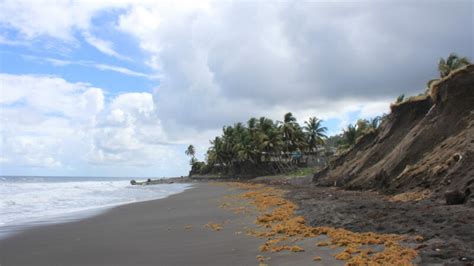 Coastal erosion redraws St. Vincent’s north-east coast · Global Voices